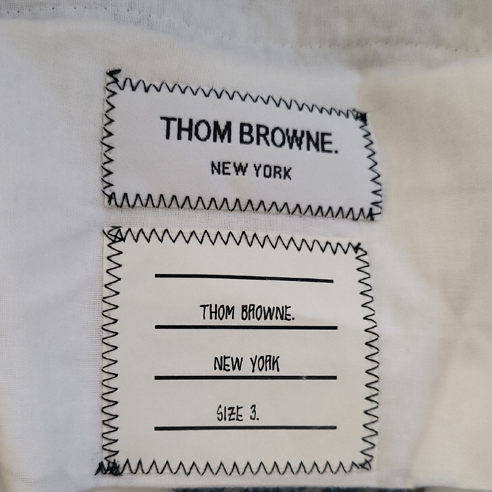 Elegant White Italian Garment